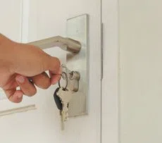 Amber Locksmith Store Huntington Beach, CA 714-824-4167 - Fast-locksmith