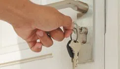 Amber Locksmith Store Huntington Beach, CA 714-824-4167 - Lock-and-key-service